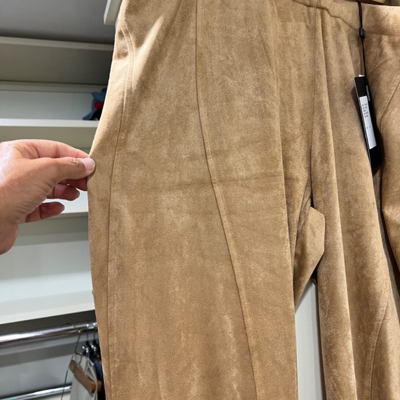 Camel Suede Like Leggings - Picture 3 of 3